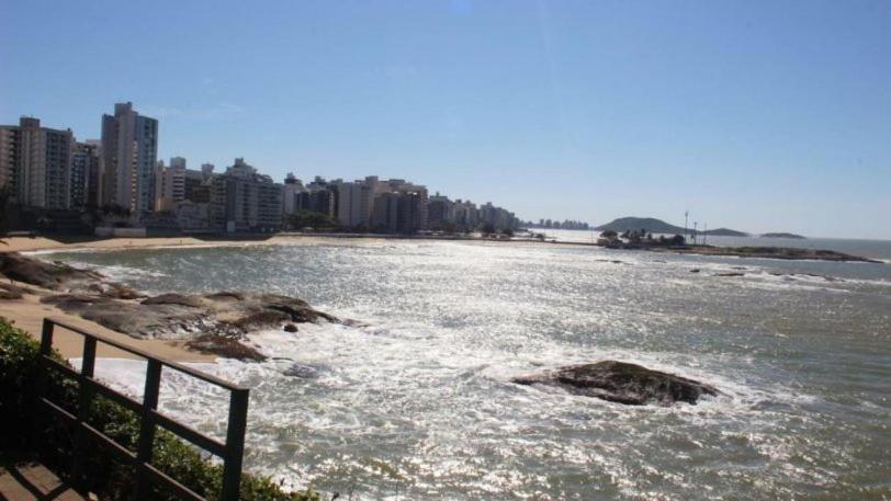 Janela Sobre O Mar De Guarapari Apartment Luaran gambar